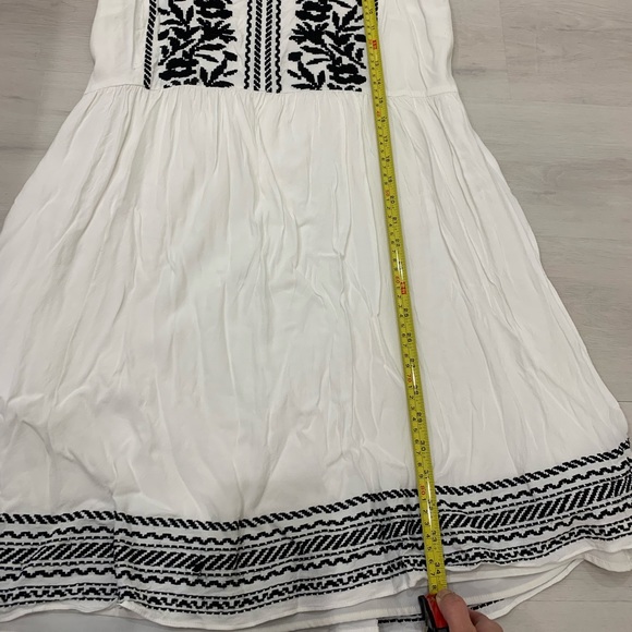 Ann Taylor Embroidered Dress - Picture 7 of 7